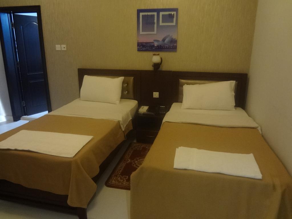 Al Sabkha Hotel Dubai Buitenkant foto