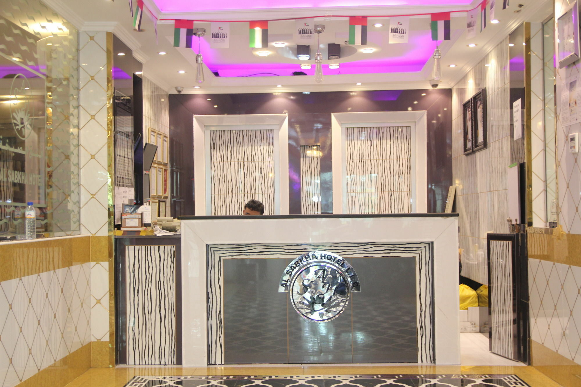 Al Sabkha Hotel Dubai Buitenkant foto